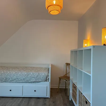 Maison Bretonne Typique Des Oiseaux A Beg Meil Holiday home Fouesnant